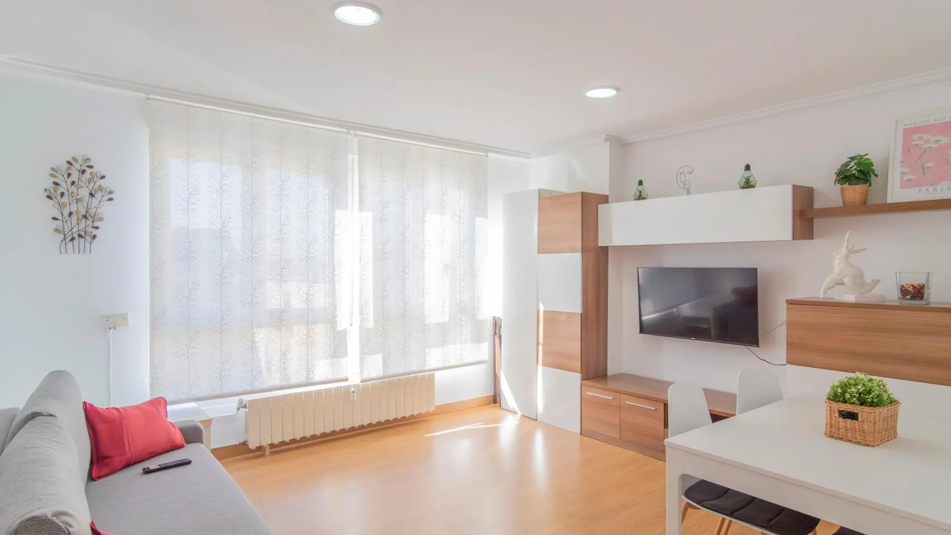 Apartamento Holidea Zona Centro Ruiz De Alda Santander 0*,  Spain